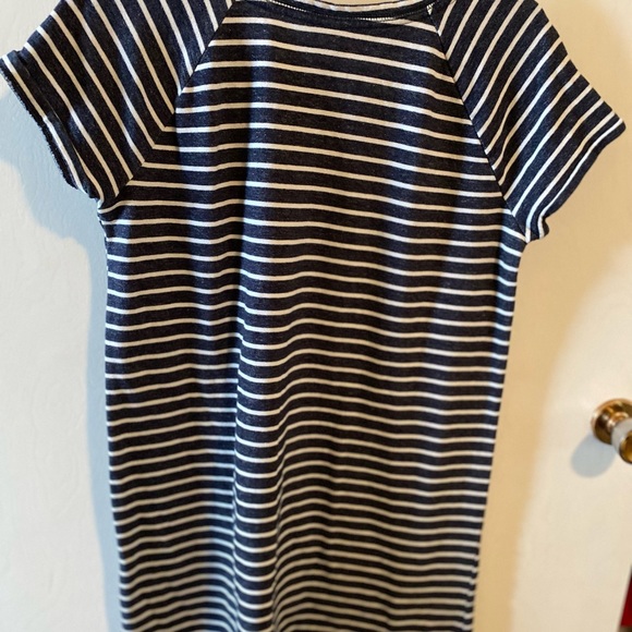 T-Shirt Dress - Picture 3 of 4